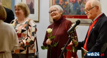 Sztuka w pastelach. Wyszkowski finisaż i decyzja o przedłużeniu wystawy