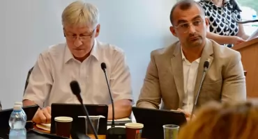 Chcieli odwołać dwóch naraz. Zabrakło jednego podpisu