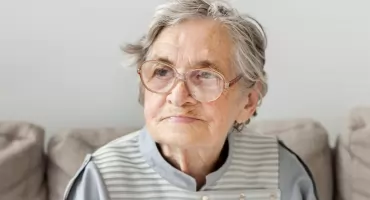 Czy 120 lat stanie się nową normą? Naukowcy przewidują rewolucję w długości życia