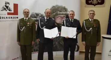 Awanse w WCR Wyszków. Uroczysta zbiórka z okazji Święta 3 Maja 
