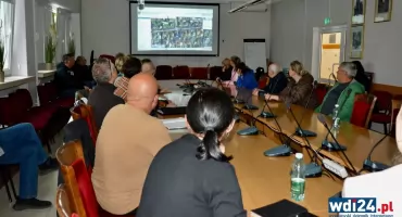 Pułaskiego do przebudowy. Mieszkańcy zgodni: „Potrzeba więcej miejsc parkingowych”