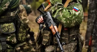 Polacy obawiają się agresji Rosji wobec NATO jeszcze w tym roku. Sondaż 