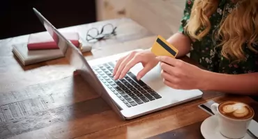 Osiem najczęstszych pułapek podczas zakupów online. Łatwo w nie wpaść