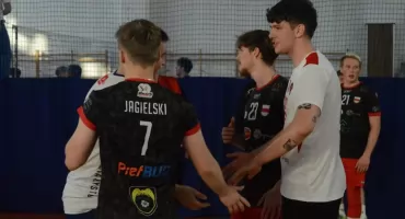 Jak minęła pierwsza edycja Volley by Night? Relacja z nocnego grania 