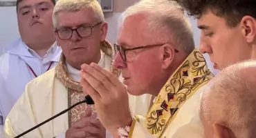 Historyczny dzień dla parafii Świętej Rodziny w Wyszkowie. Odbyła się konsekracja kościoła