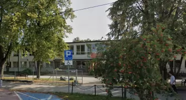 Bez konkursów na dyrektorów. Powiat zdecydował, kto dalej pokieruje dwiema szkołami