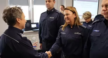 Policjantka z Wyszkowa na podium wojewódzkiego konkursu. Pokonała wielu rywali