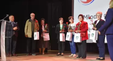 Jak żyć dłużej i zdrowiej? Seniorzy z powiatu wyszkowskiego spotkali się z ekspertami